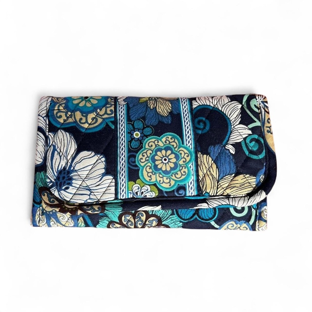Vera Bradley Mod Floral Blue wallet on a string in like new condition! - Picture 3 of 6